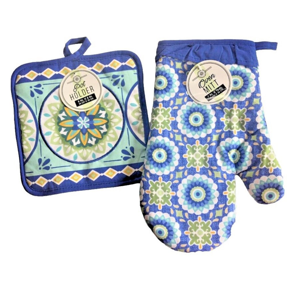 Blue Geometric Medallion Blue Set of 2 Potholder and Oven Mitt Set of 2 Cotton
